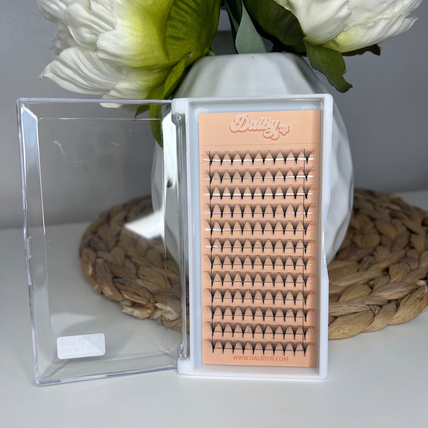 Pro-made Luxury Lashes