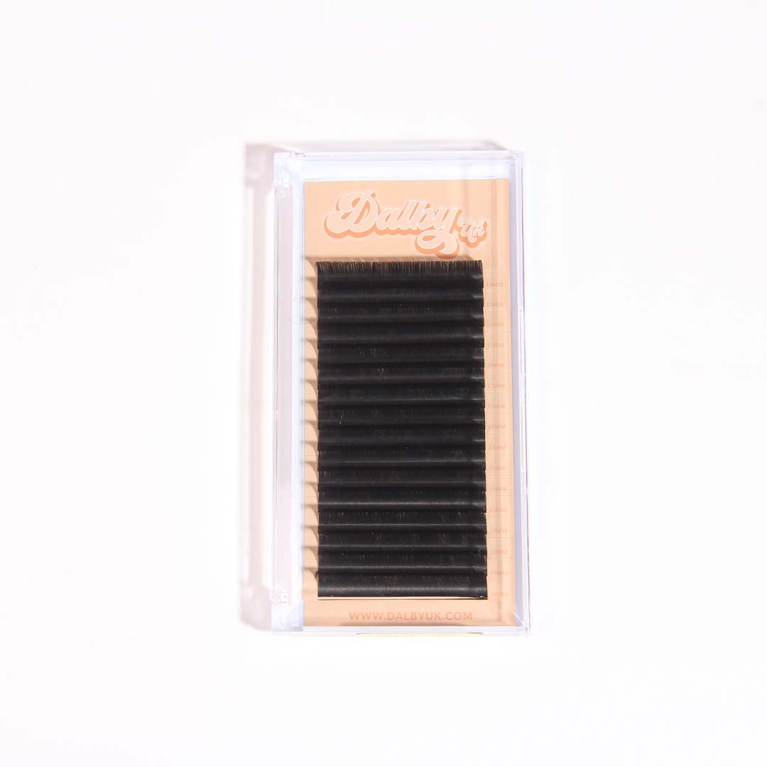 0.05 Luxury Volume Lashes