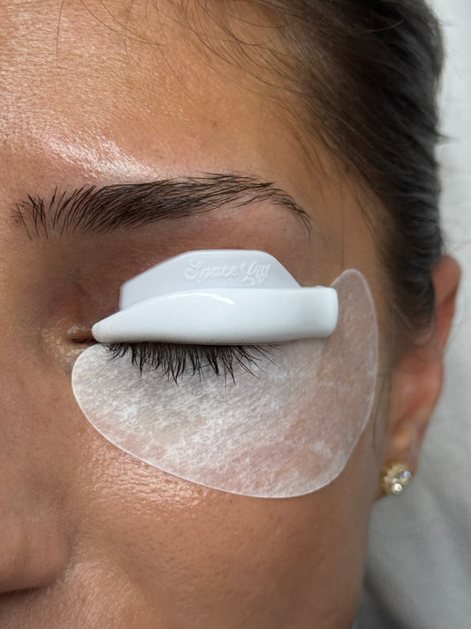 Glueless ‘Sharp L Curl’ Shields